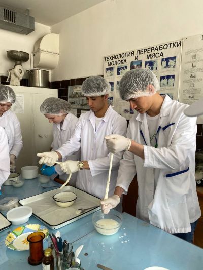 Предприятия холдинга приняли участие в проекте круговой стажировки студентов